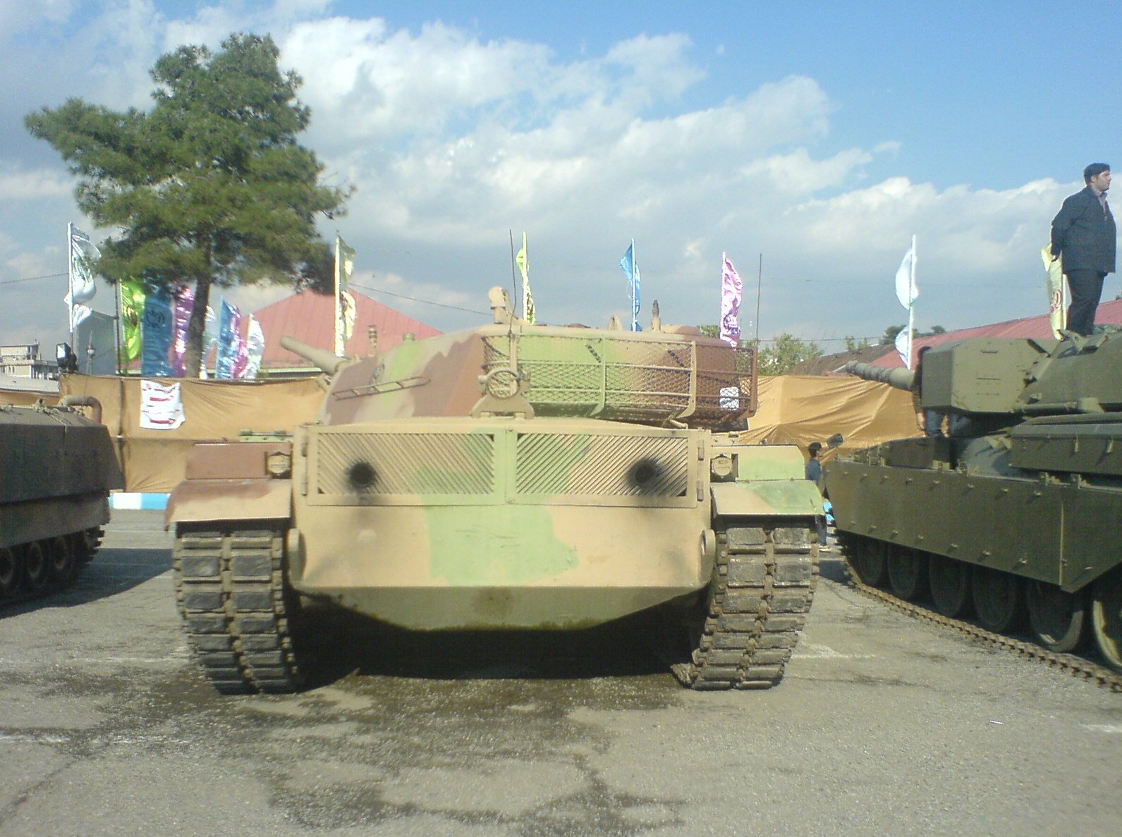 Zulfiqar tank of the Iranian Army, rear view. 14 April 2009. not specified on file page. rear view helps compare engine-deck and exhaust layout; exact variant uncertain.