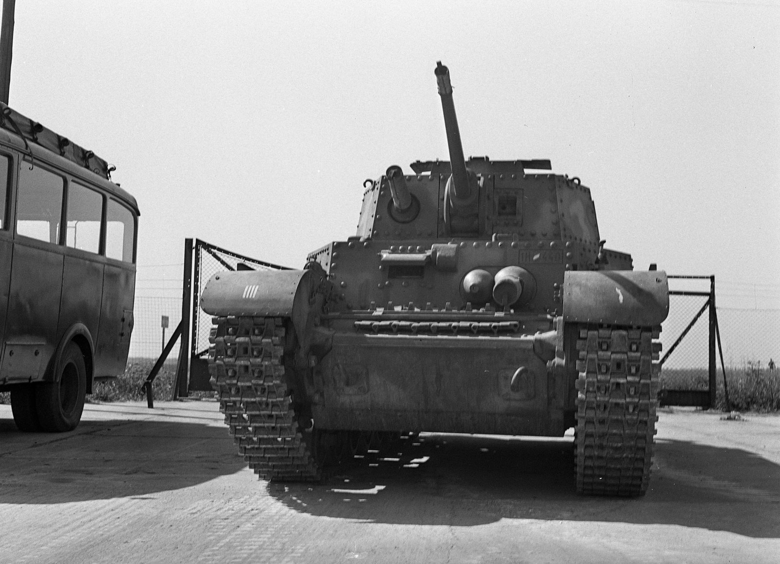 Front view of a Turán tank in the same Royal Hungarian Army depot yard at Mátyásföld, Budapest XVI, 1943. Vehicle/variant identification: Fortepan tags the image as 40M/41M Turán; front view Shows hull/turret shape and depot context.