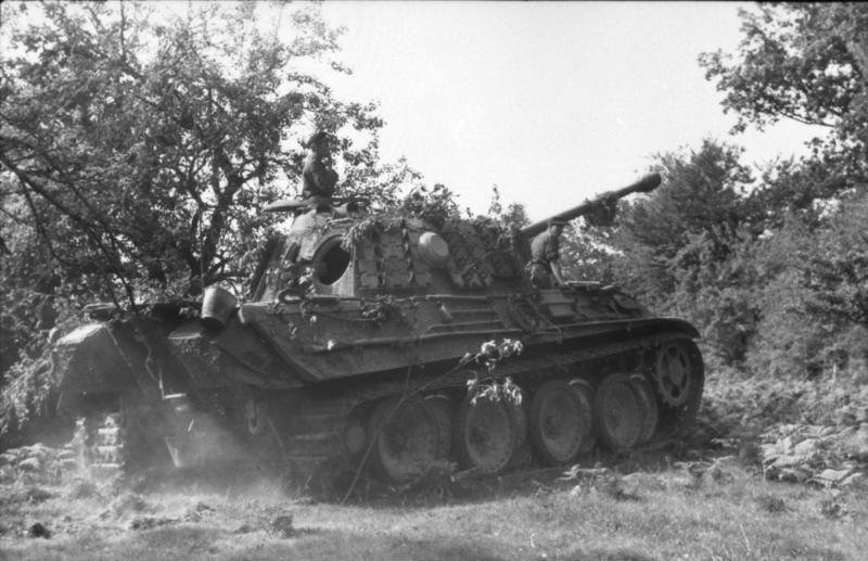 Panther in France, 21 June 1944. The catalogue identifies an Ausf. G, although the exact subtype and tactical circumstances are not firmly established.