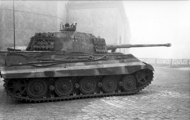 Tiger II marked 233 in Budapest, October 1944, associated with s.Pz.Abt.503 during the Hungarian crisis / Operation Panzerfaust period. location/date annotations on Commons include user-added historical context; use as photo evidence with caution for operational interpretation.