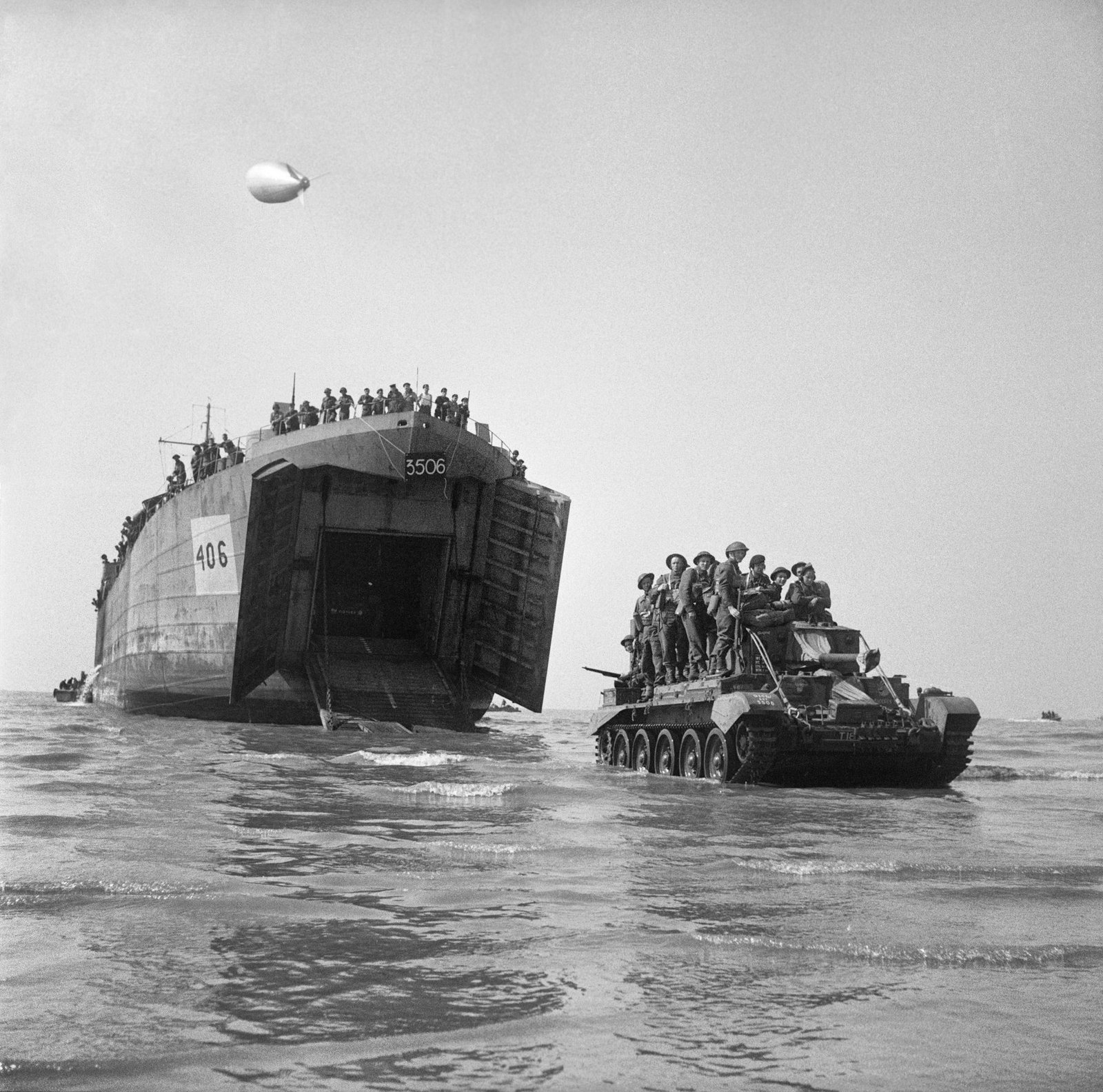 Cromwell Mk IV of 4th County of London Yeomanry, 22nd Armoured Brigade, 7th Armoured Division, coming ashore from an LST in the Gold area, Normandy, 7 June 1944. Wartime service image; archive caption identifies Mk IV.