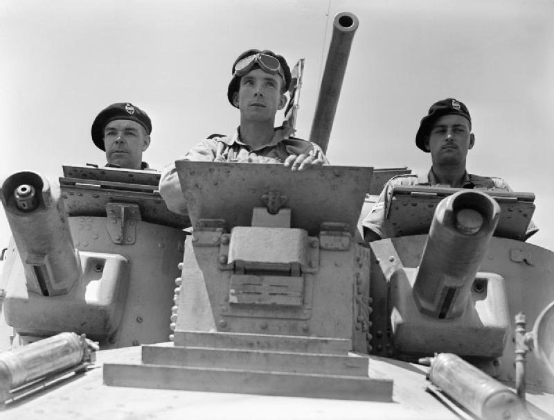 A9 crew visible at the main and forward machine-gun turrets, Abbasia, 30 May 1940.